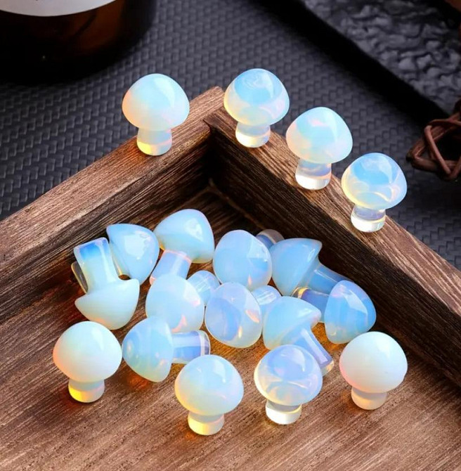 Натуральный хрустальный гриб опала для лечения чакр, рельса, медитации, энергетического баланса Киев - изображение 3