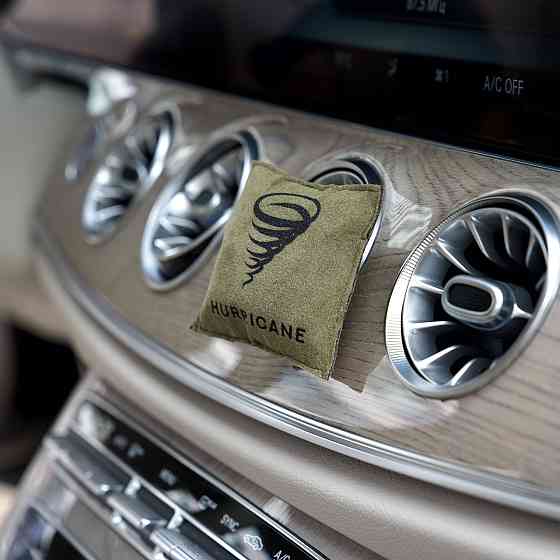 Автомобильный ароматизатор Hurricane Khaki Standart, аромасаше на дефлектор со спреем 10 мл Чортков