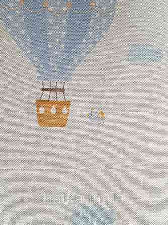 Шпалери вінілові на флізеліні AdaWall Ada Kids метрові дитячі повітряні кулі хмарки веселка на блакитному Київ