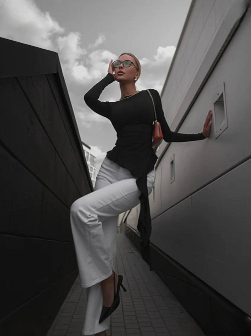 Женский стильный асимметричный лонгслив со шлейфом микродайвинг Черный Одесса - изображение 6