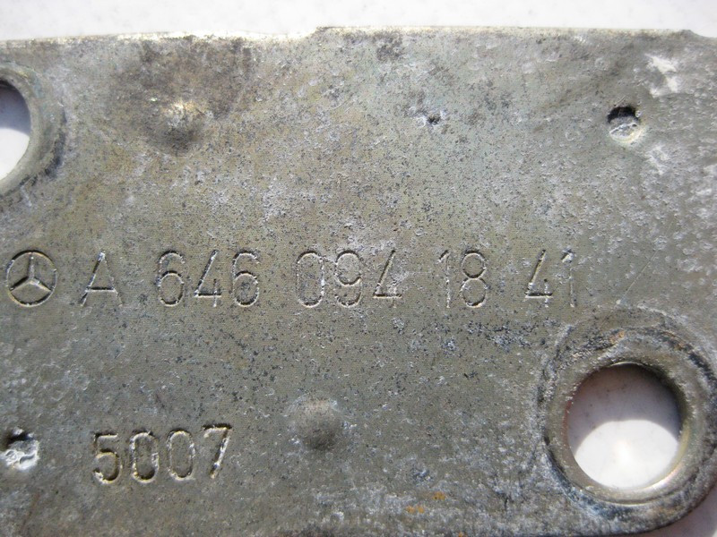 Mercedes-Benz  A6460941841 З'єднувальна пластина кріплення теплообмінника ОГ до впускного колектора двигуна OM646 R4 2.2 cdi C-Class W204 Одесса - изображение 3