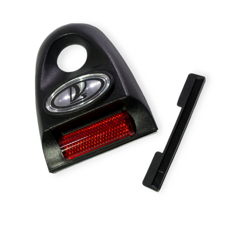 Накладка багажника 2108 (емблема асорті) з катафотом speed master замка Мукачево - фото 1