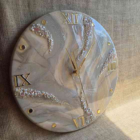 Годинник настінний 40 см з епоксидної смоли ручної роботи Дніпро