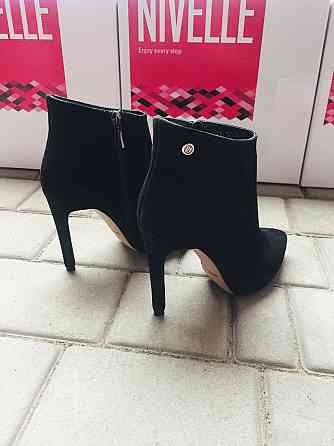 Nivelle Жіночі черевики NIVELLE чорні натуральна шкіра каблук 11см 35р (5454/10502-10512) Коломыя