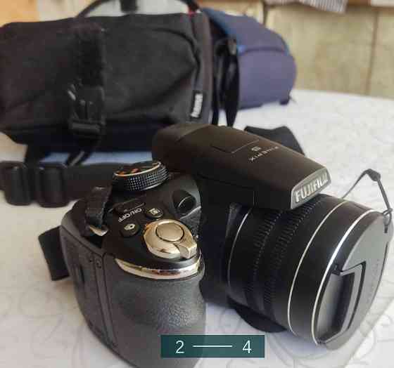 Фотоаппарат: Fujifilm S 4500. Киев