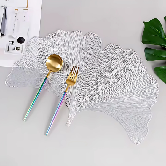 Сервировочная салфетка фигурная под горячее, коврик сервировочный серебристый набор 2 шт, в виде листа гинкго Каменец-Подольский