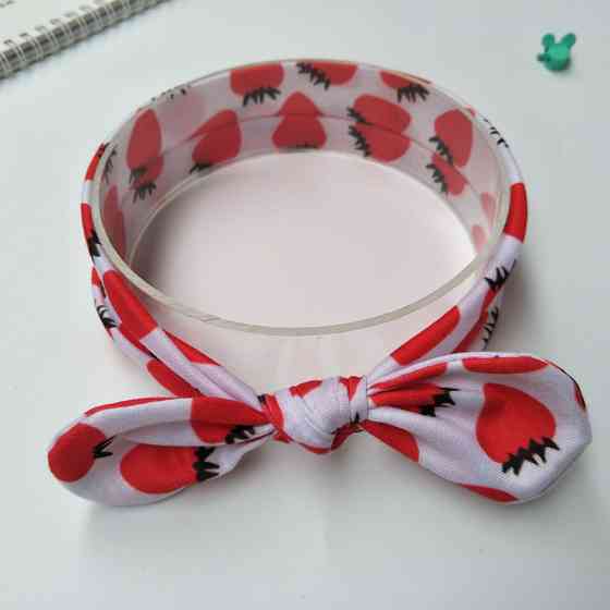 Детская повязка с ушками Клубника one size разноцветный Киев