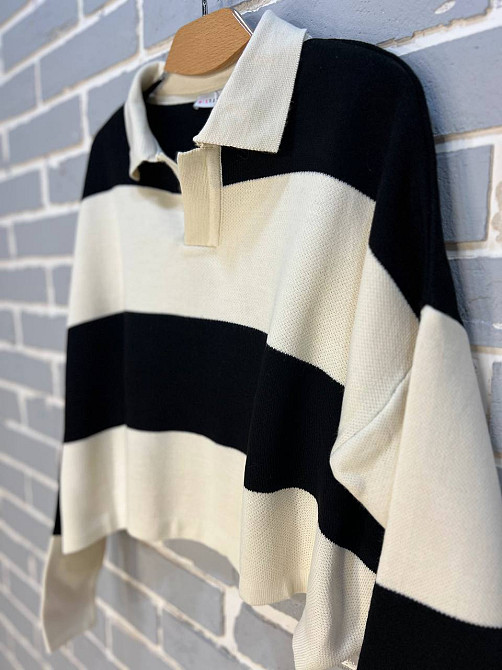 Светр жіночий MIX RAY 6588 джемпер комір широка смужка укорочений вільний крій, чорний з білим, one size Київ - фото 10