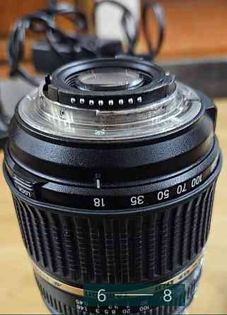 Крутий фотоапарат Nikon D60 з обєктивом Tamron 18/200. Киев