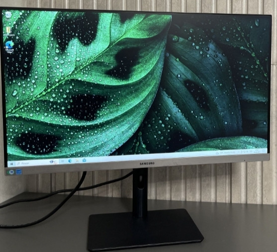 Монітор Безрамний поворотний Харків - фото 8