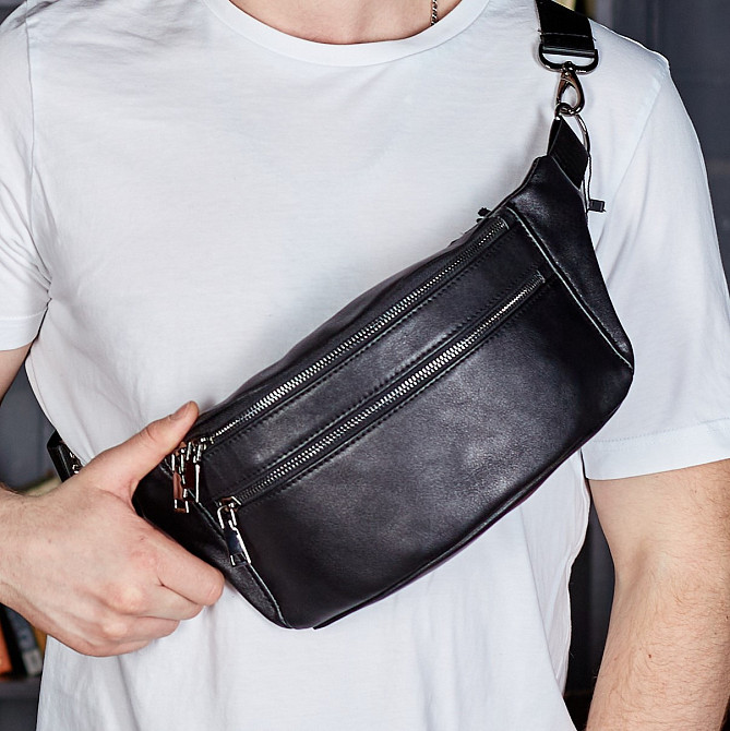 Стильна чоловіча бананка з натуральної гладкої шкіри 14х25х10, сумка нагрудна для телефону NM-50358 чорна Київ - фото 1