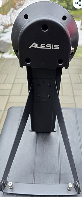 Alesis Nitro 6 " бас бочка Кік пед. Харків - фото 2