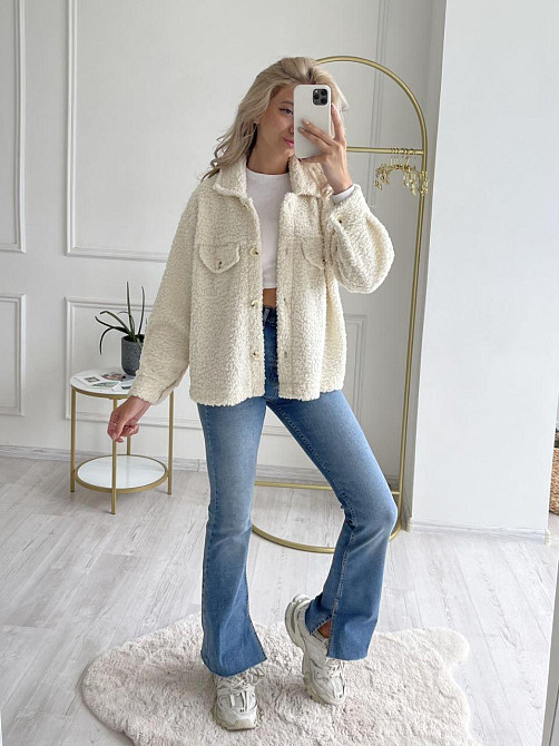 Женская теплая рубашка из мягкой овчины Тедди Одесса - изображение 17