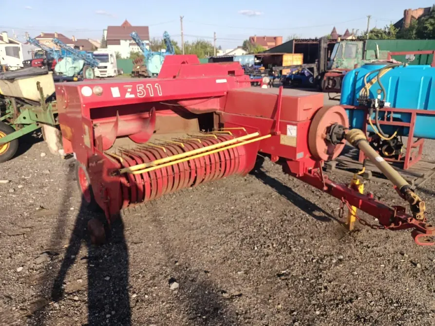 Прес-підбирач тюковий Famarol Z-511 Дніпро - фото 1