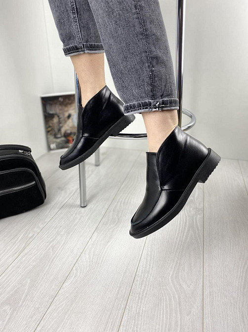 Daragani Жіночі черевики Daragani чорні натуральна шкіра весна-осінь розмір 36-40 (3156) Коломия - фото 7