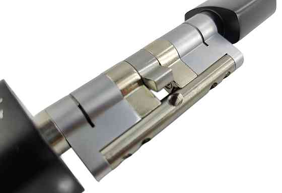 PES Cylinder 2 цилиндр со сканером отпечатков пальца черный Киев