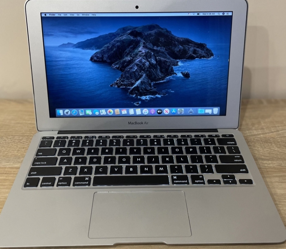 Ноутбук: MacBook Air 11 2014 год. Core i5. Киев - изображение 1