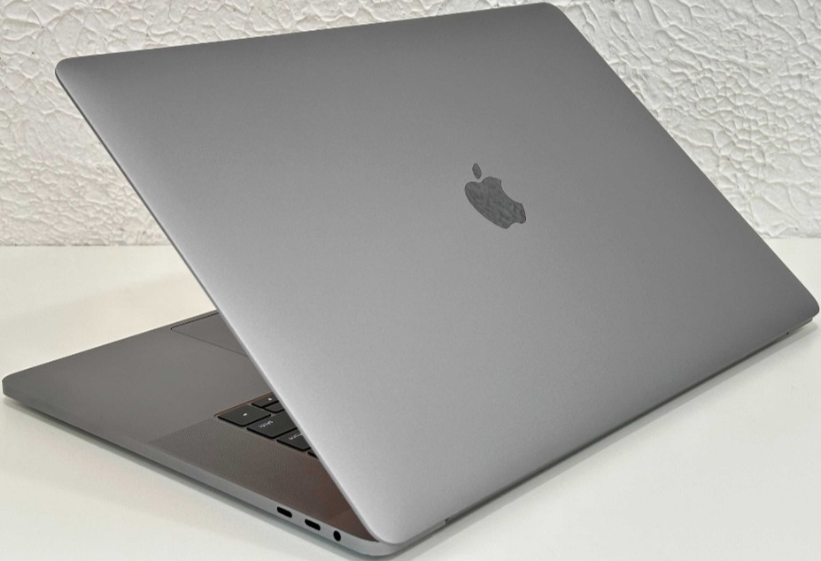 Ноутбук: Apple MacBook Pro 15.4" (2016) Space Gray i7- 6820HQ/16Gb. SSD512Gb. Київ - фото 1