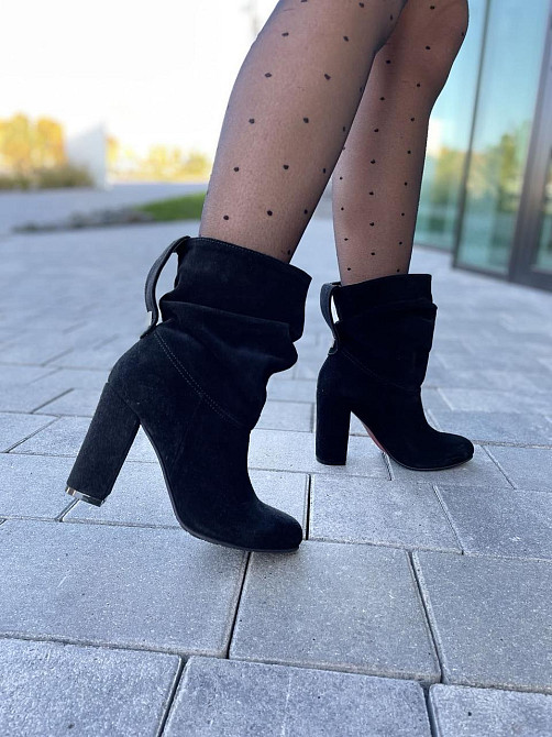 Nivelle Черевики жіночі NIVELLE 5051/9506-9534 чорні (весна-осінь, замша натуральна) (3973) лиш Коломия - фото 1