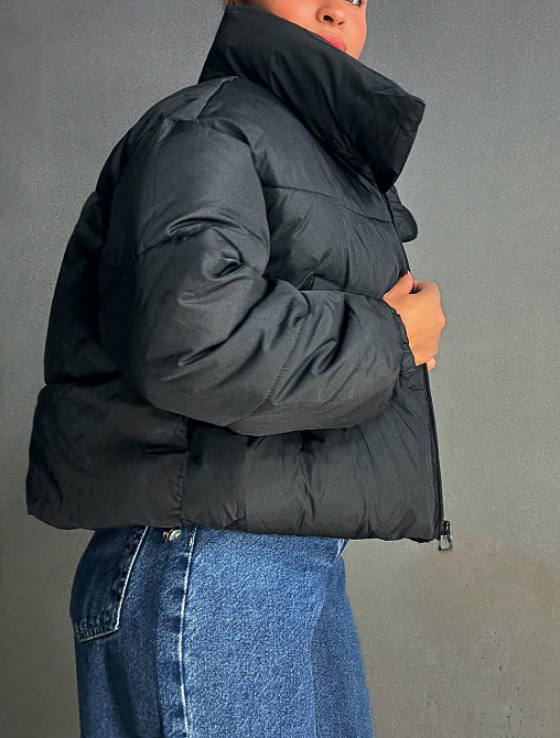 Куртка жіноча Lady Yep 10043 коротка на блискавці з коміром чорна, чорний, 42 Київ - фото 7