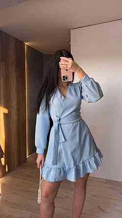 Женское романтическое платье на запах костюмка Голубой Одесса