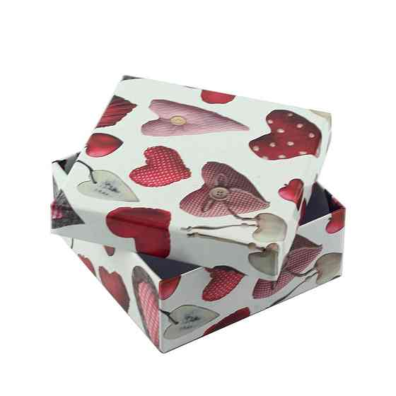 Коробка подарункова ООТВ Heart 12 х 12 х 5,5 см Рівне