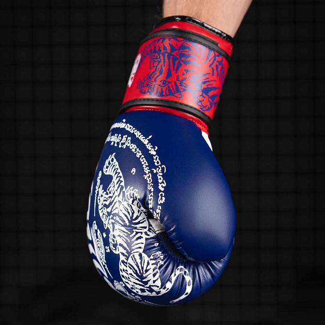 Боксерські рукавиці Phantom Muay Thai Blue 12 унцій (бинти в подарунок) Каменское - изображение 8