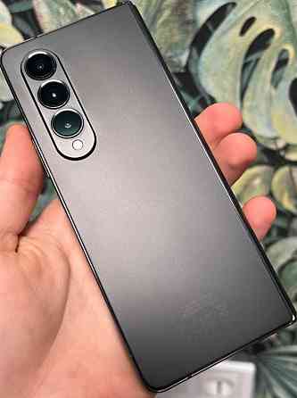 Смартфон Samsung Z Fold 4 12/256Gb. Идеальный. Киев