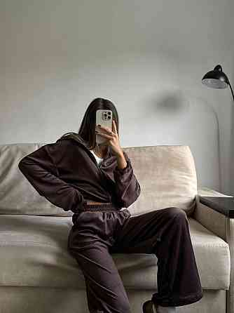 Жіночий стильний повсякденний велюровий костюм велюр плюш Шоколад Одеса