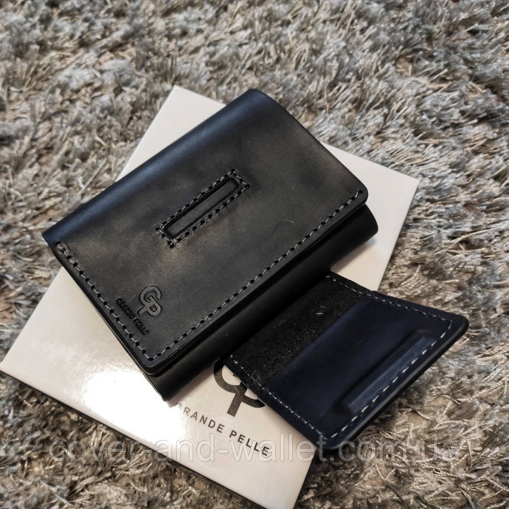 Маленький шкіряний гаманець чорного кольору на магнітах Grande Pelle Київ - фото 2
