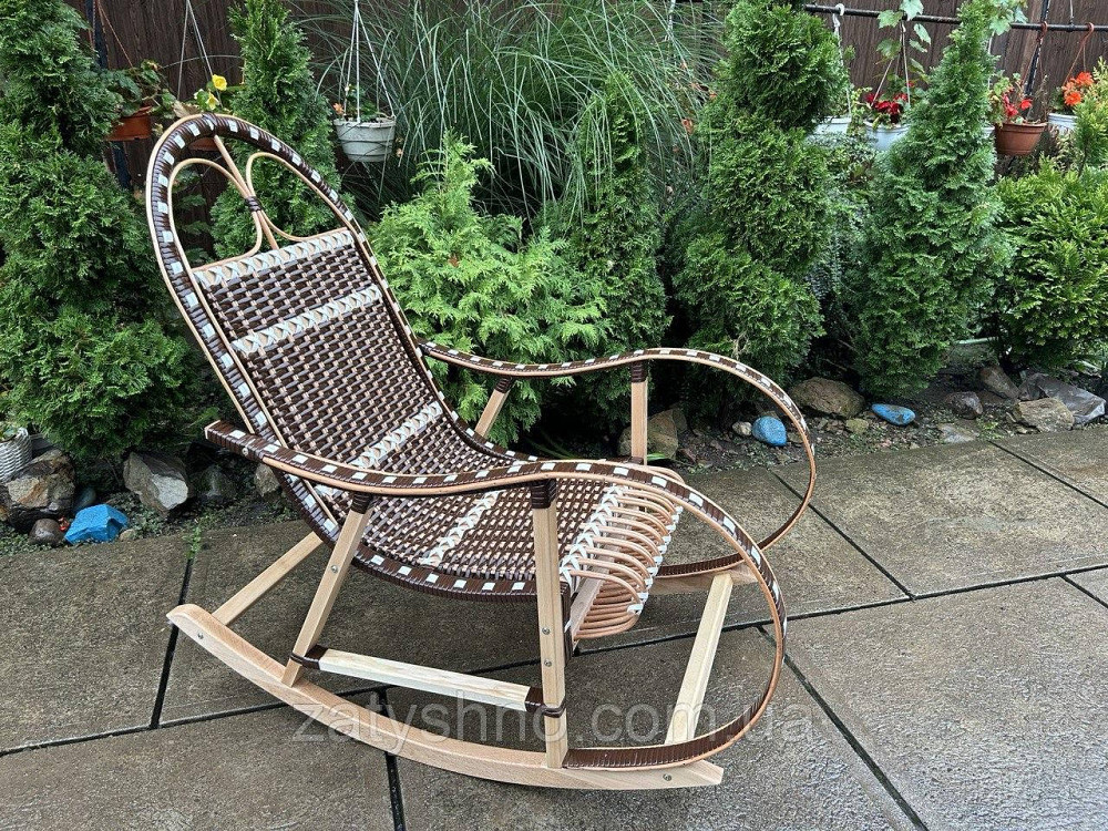 Крісло гойдалка плетена з ротанга Київ - фото 4