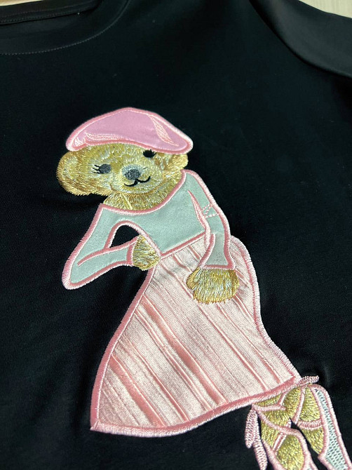 Футболка женская A-N 26009 нашивка мишка балерина впереди однотонная средняя длина базовая one size, черный, one size Киев - изображение 14