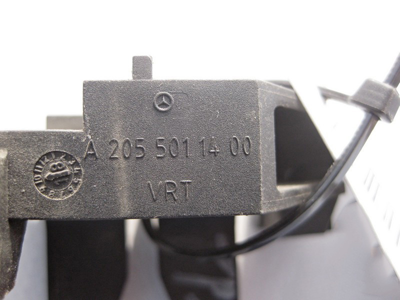 Mercedes-Benz  A2055011400 Тримач трубок ОЖ на передньому правому ланжероні C-Class W205 Одесса - изображение 3