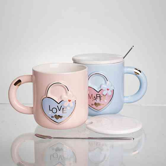 Набір парних порцелянових чашок із серцем 2 (шт) по 400 (мл) чашки на подарунок із кришкою та ложкою Рожевий з блакитним FM-32 Коломия