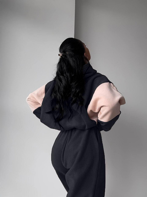 Жіночий теплий костюм з вишивкою Одеса - фото 2