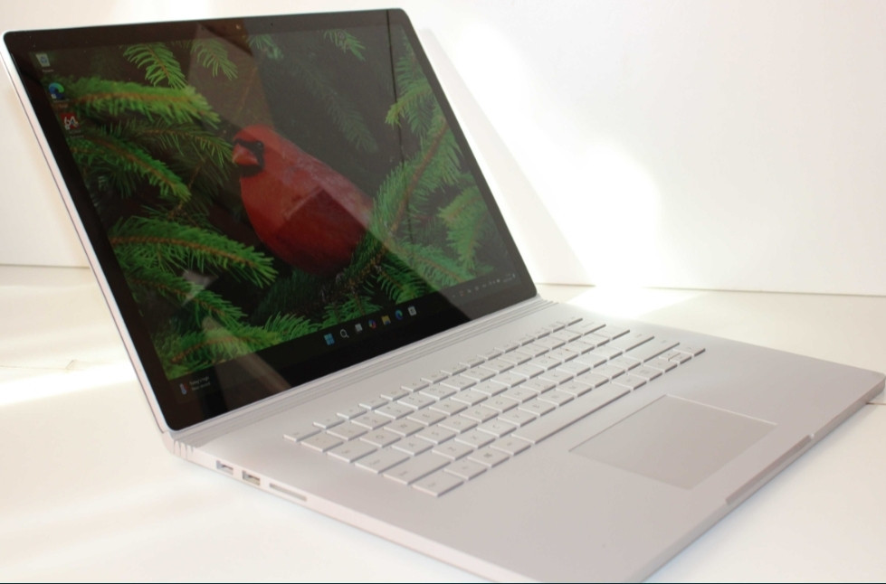 Ноутбук Microsoft Surface Book 2 15