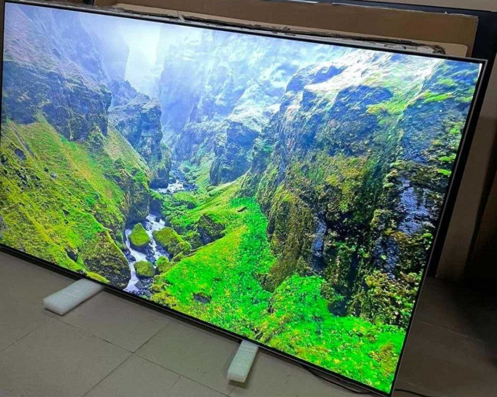 Телевизор Безрамный: 65