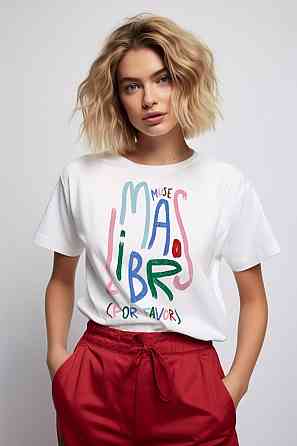 Футболка жіноча з принтом  46 Біла 2664084928 Дніпро