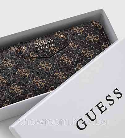 Жіночий гаманець з ремінцем на зап'ястя Guess (6041) коричневий Київ