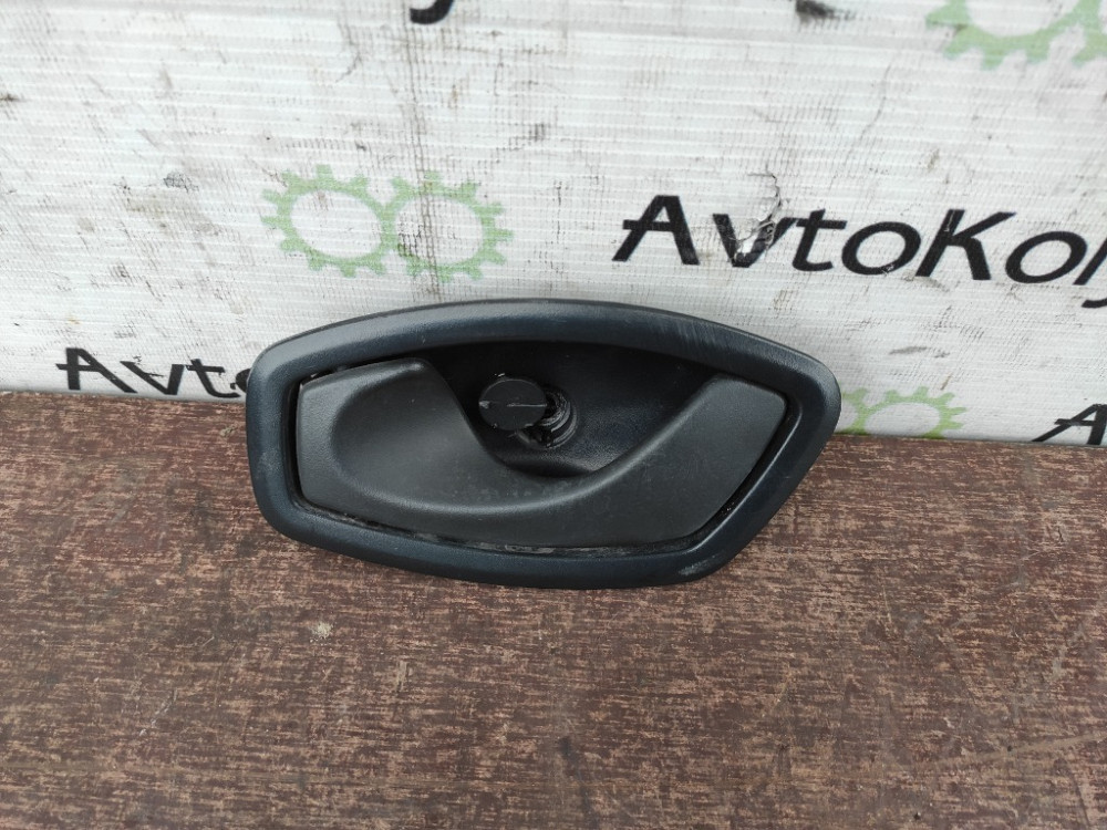 Ручка дверей ліва внутрішня Renault Trafic 2014-2021 (806700006R) Ковель - изображение 1