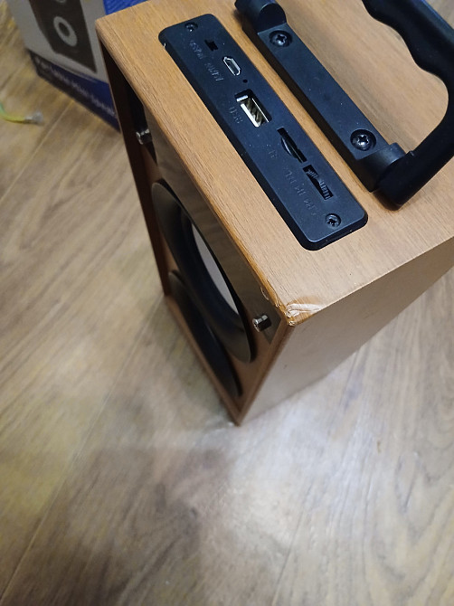Уценка! Портативная мультимедийная Bluetooth-колонка Qfx BT-137 с FM-приемником, USB, TF Card, AUX Днепр - изображение 4