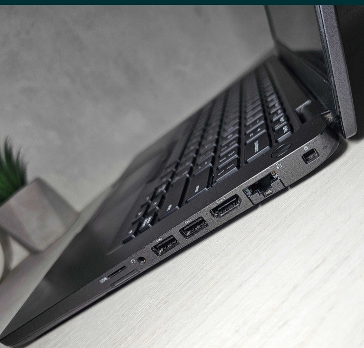 Ноутбук потужний Dell Latitude 5400 i7-8565U 4.6Hz. 16/256Gb. SSD m2 NVME FHD Київ - фото 3