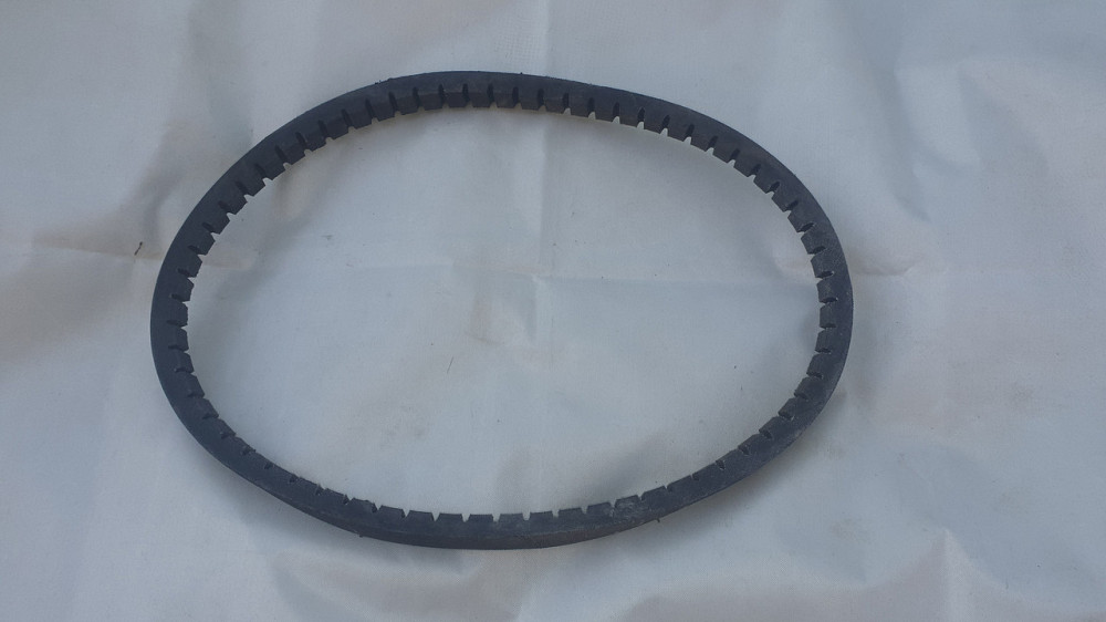 Ремень зубчатый 19х975. СССР. Харьков - изображение 1