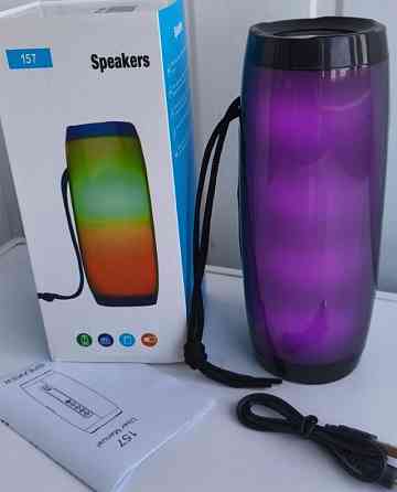 Мощная блютуз колонка с ремешком и подсветкой, черная TG157 Киев