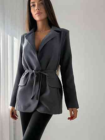 Жіночий приталений піджак без підкладки з підплічниками костюмка Одеса