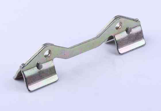 Кріплення бака паливного (нижнє) — 186F Мукачево