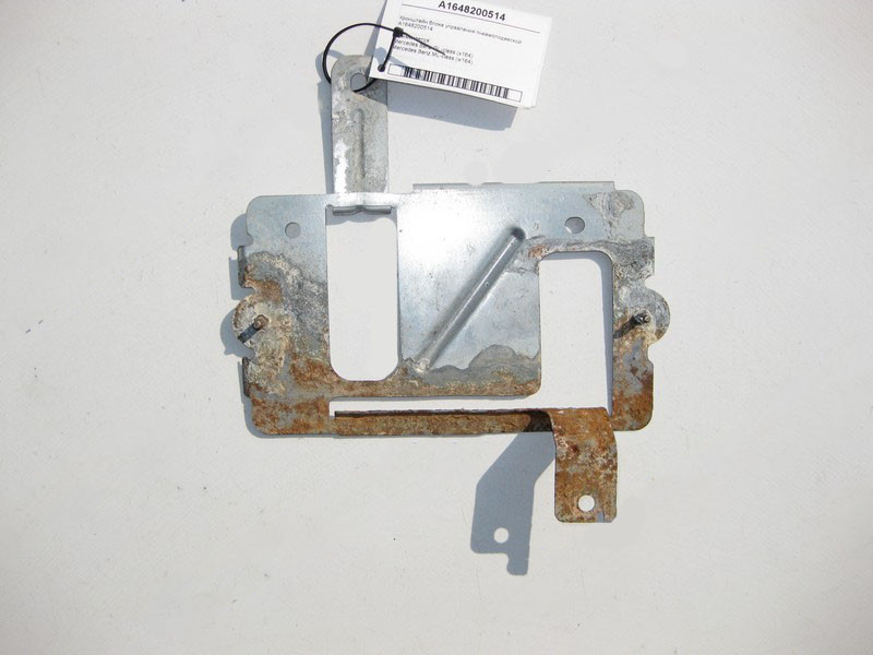 Mercedes-Benz  A1648200514 Кронштейн блоку керування пневмопідвіскою ML W164 GL X164 Одеса - фото 2