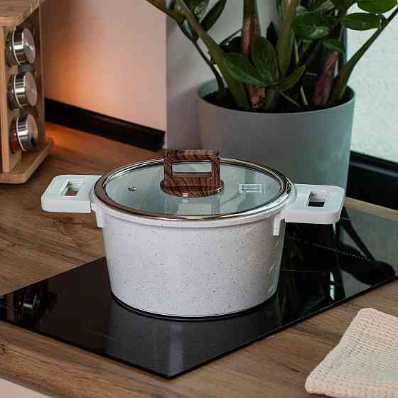 Алюминиевая кастрюля с керамическим антипригарным покрытием Ø 24 см Белая MGC HP-4-441 Киев