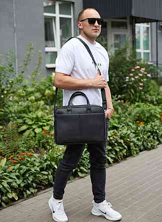 Чорний чоловічий шкіряний портфель на плече Київ