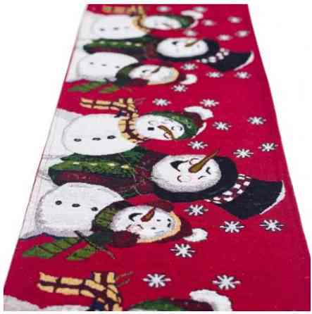 Скатертина новорічна Сніговики вузька 180 на 33 см різнобарвний Київ